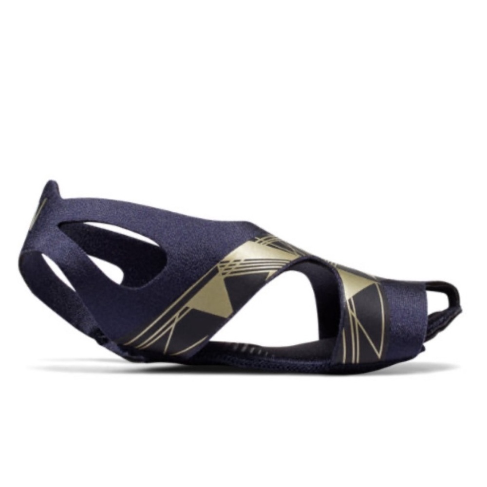 New Balance Studio Skin V2 Cross Trainer Pigment/Metallic Gold XL 10 Barre Yoga
